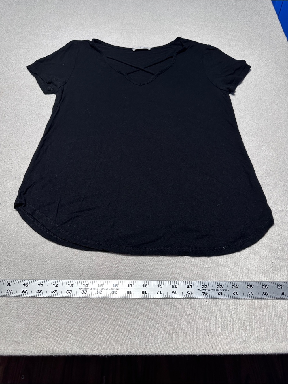 emory park Black Short Sleeve V-Neck Tee with Crisscross Detail